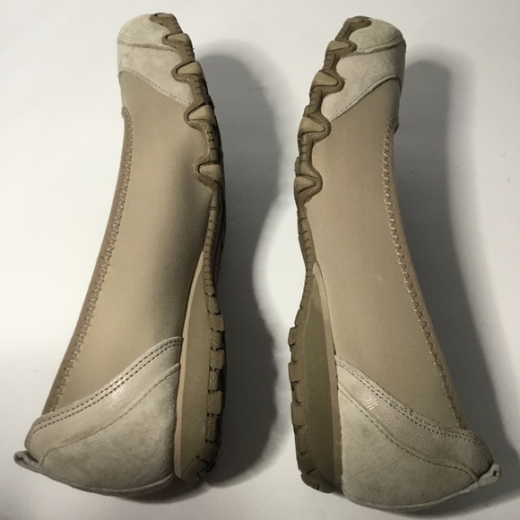 Skechers Women’s Memory Foam Relaxed Fit Flats Leather/Textile Upper Size 8 - Picture 4 of 8